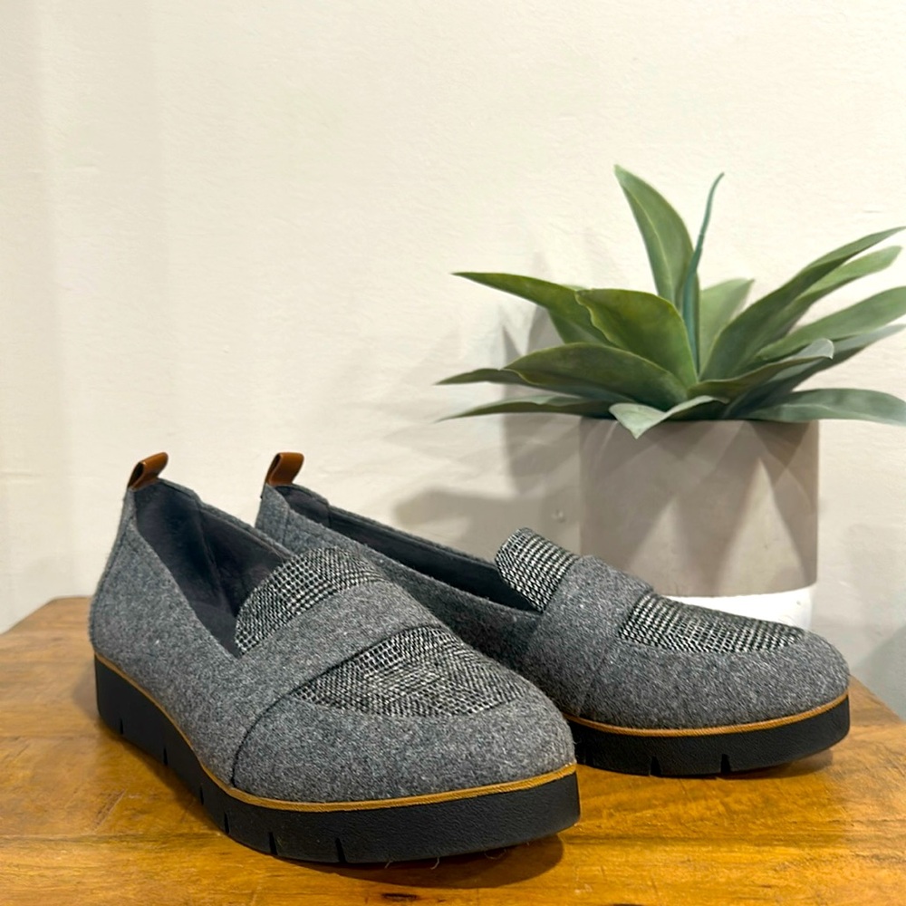 Dr. Scholl’s flats, size 8.5
